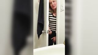 Buttiloveyou – Mom Catches Son Masturbating