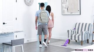 Whitney Oc - I Found My Stepmoms Sex Toys - S24:E1