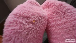 SashaCurves - Stuck To Giantess Moms Socks