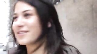 CZECH STREETS - VERONIKA BLOWS DICK FOR CASH