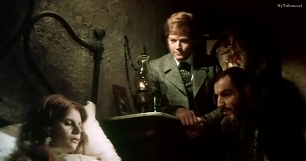 Il bacio di una morta (1974)