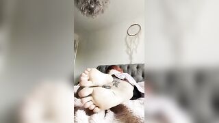 Yourhikerbabe - Crushed By Step-Mom