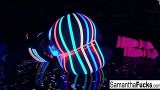 Samantha Saint gets off in this super hot black light solo