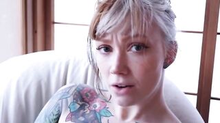GoAskAlex - Vacation with your Sister